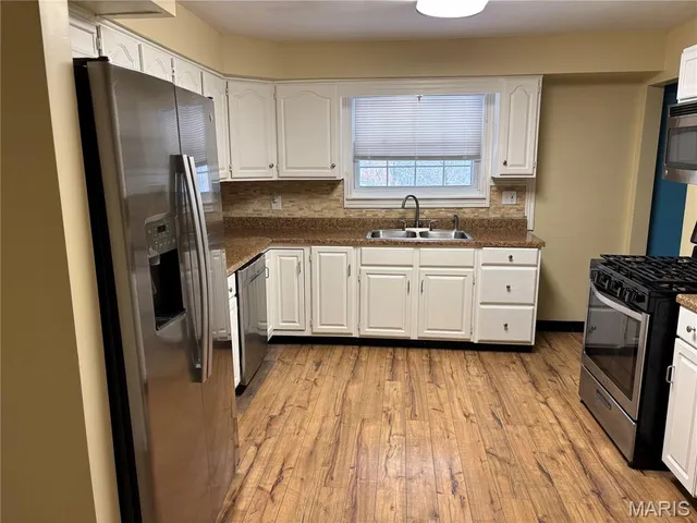 $175,000 | 208 Hillwood Drive, Belleville, IL 62223