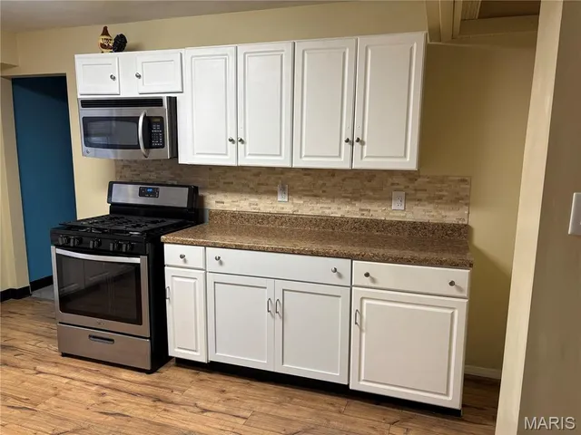 $175,000 | 208 Hillwood Drive, Belleville, IL 62223