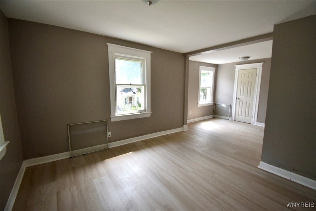 280 Ave D Rochester, NY 14621 - Photo 11 of 21 Front bedroom different angle