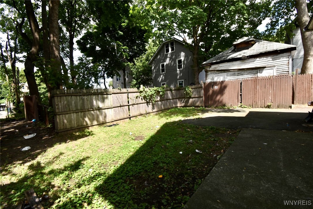 280 Ave D Rochester, NY 14621 - Photo 21 of 21 Backyard