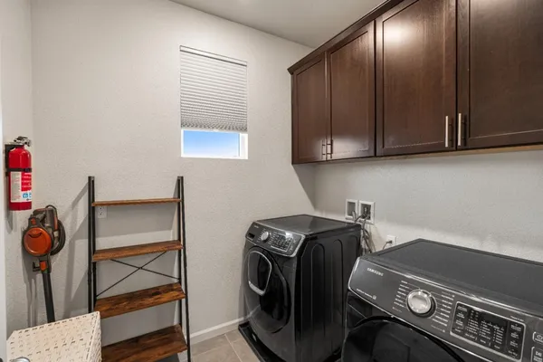 $688,000 | 4054 Kenwood Circle, Oakley, CA 94561