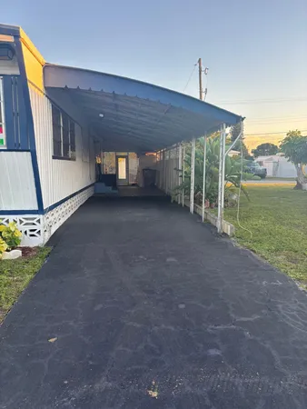 $39,900 | 562 Northeast 47th Street, Deerfield Beach, FL 33064