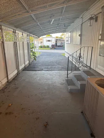 $39,900 | 562 Northeast 47th Street, Deerfield Beach, FL 33064