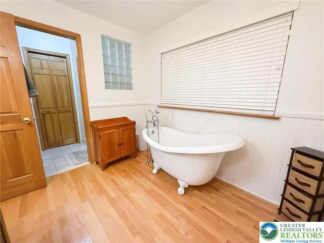 a view of a walk in closet