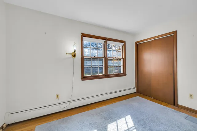 a view of empty room with window