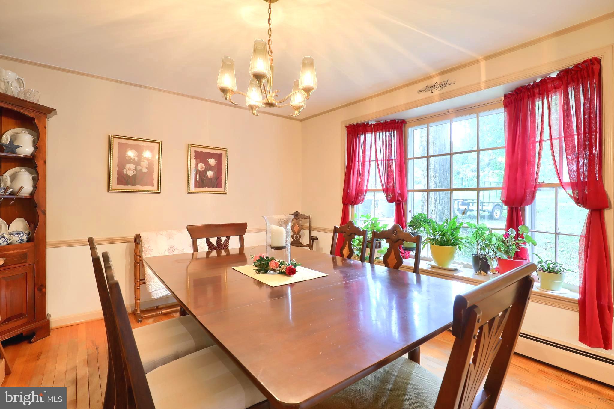 990 Corvair Road Lancaster, PA 17601 - Photo 16 of 36 Sunfilled Dining Room