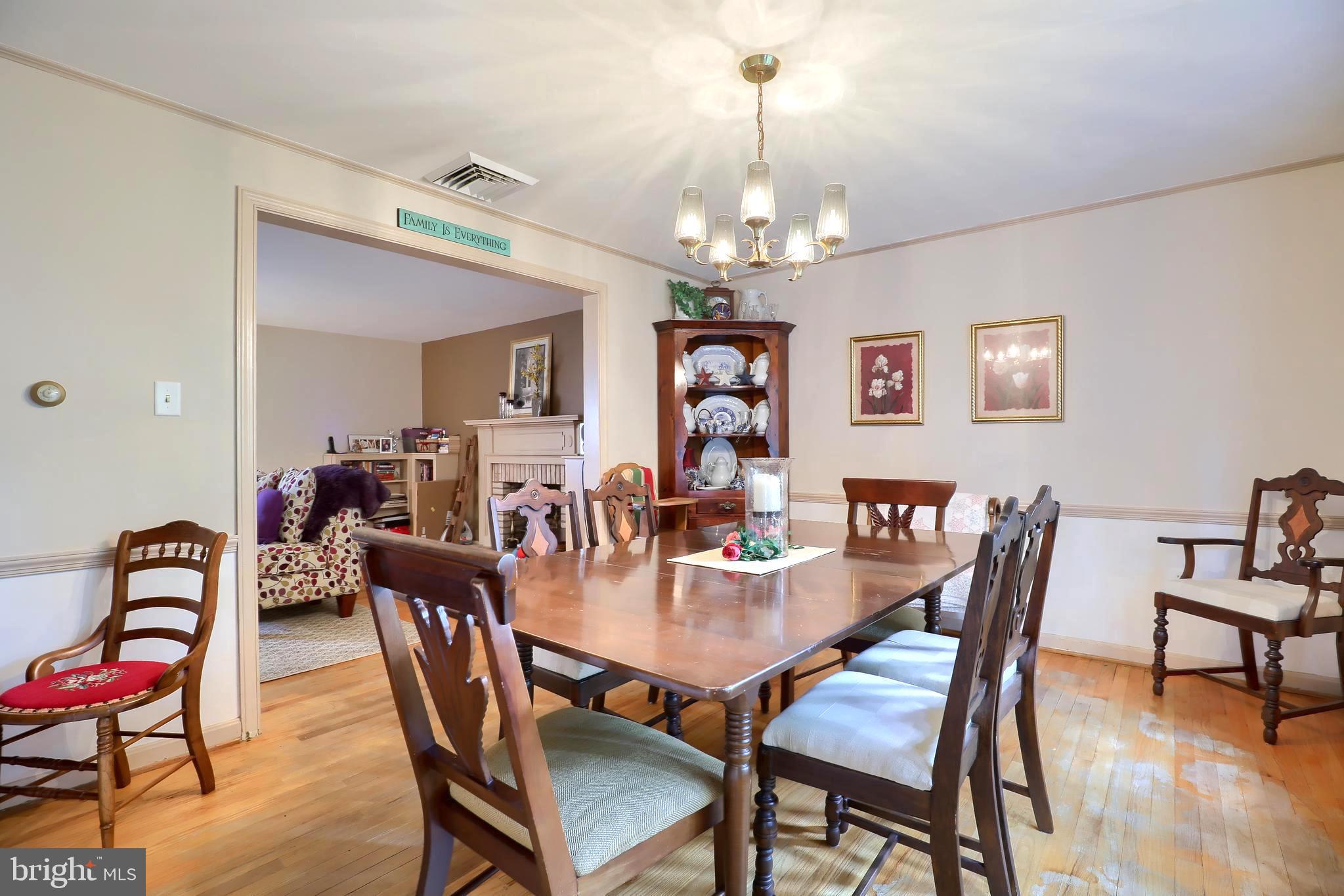 990 Corvair Road Lancaster, PA 17601 - Photo 18 of 36 Dining Room