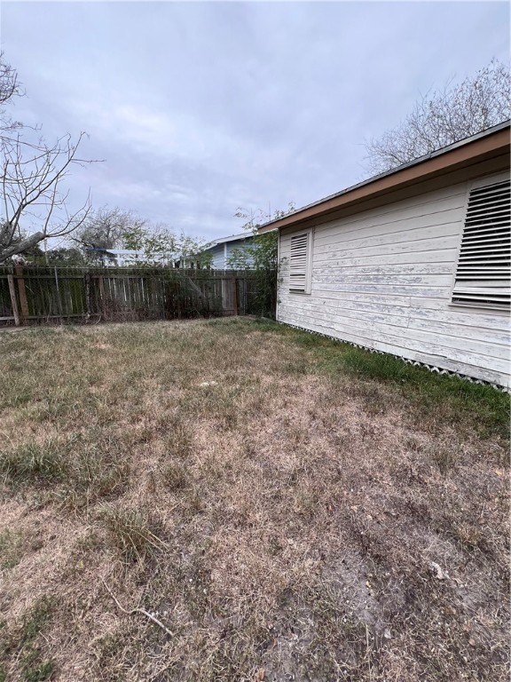 934 Rickey Drive Corpus Christi, TX 78412 - Photo 9 of 10