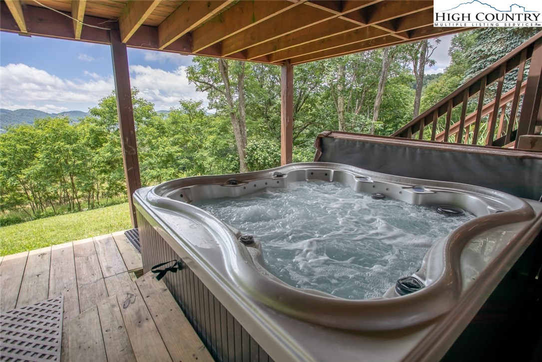 1776 Beech Mountain Parkway Beech Mountain, NC 28604 - Photo 3 of 34 a view of outdoor space with swimming pool