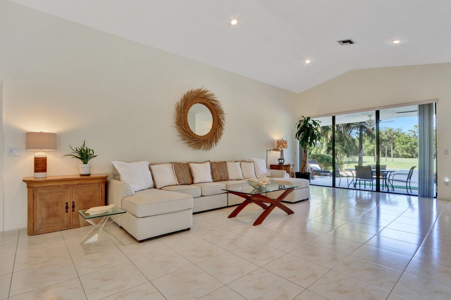 11200 Highland Circle Boca Raton, FL 33428 - Photo 3 of 18 06_IMG_8449_mls