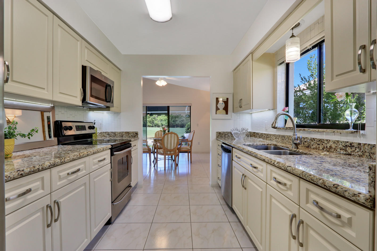 11200 Highland Circle Boca Raton, FL 33428 - Photo 9 of 18 10_IMG_8492_mls