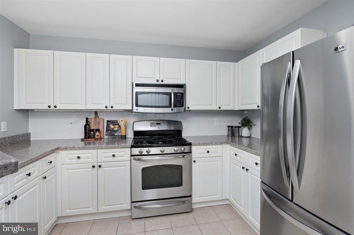 5565 Seminary Road, Unit 109 Falls Church, VA 22041 - Photo 10 of 30 Gallery Image 10