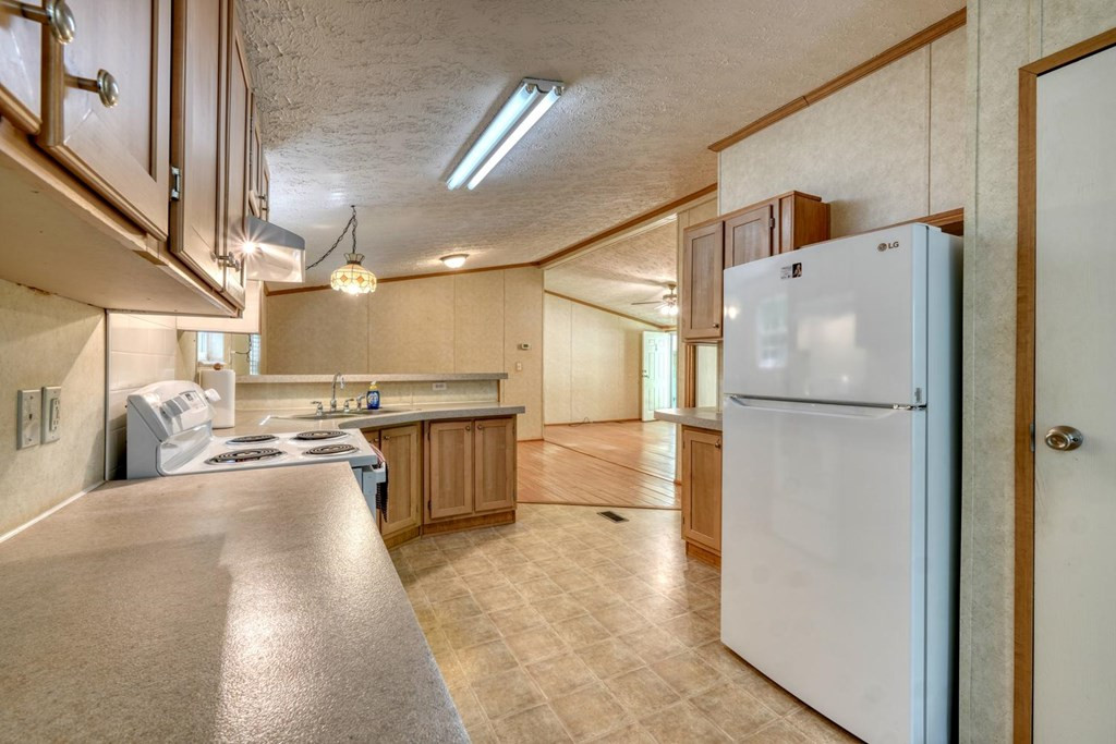 832 Canyon Road Marble, NC 28905 - Photo 35 of 48