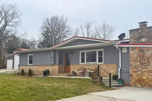 $290,000 | 309 North Madison Avenue, Knob Noster, MO 65336