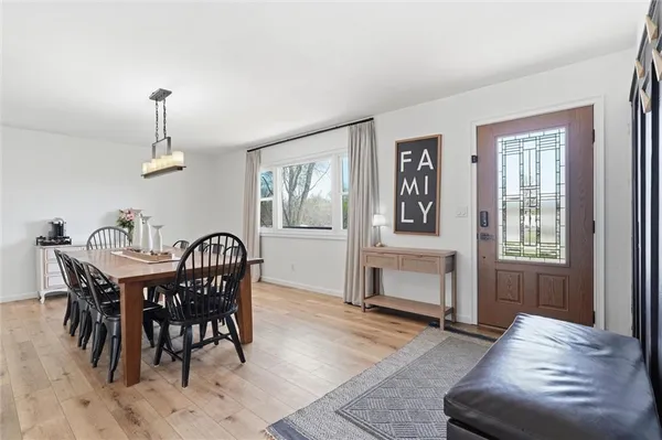 $290,000 | 309 North Madison Avenue, Knob Noster, MO 65336