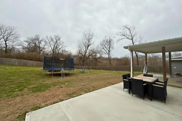 $290,000 | 309 North Madison Avenue, Knob Noster, MO 65336