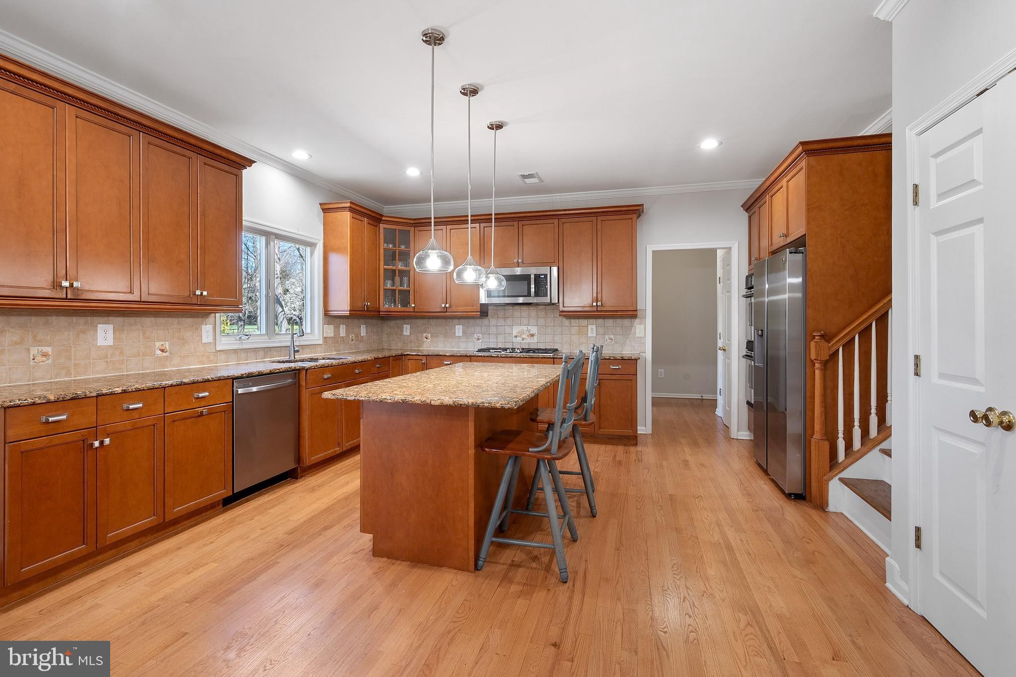 21 Woodmere Road Monroe Township, NJ 08831 - Photo 9 of 55