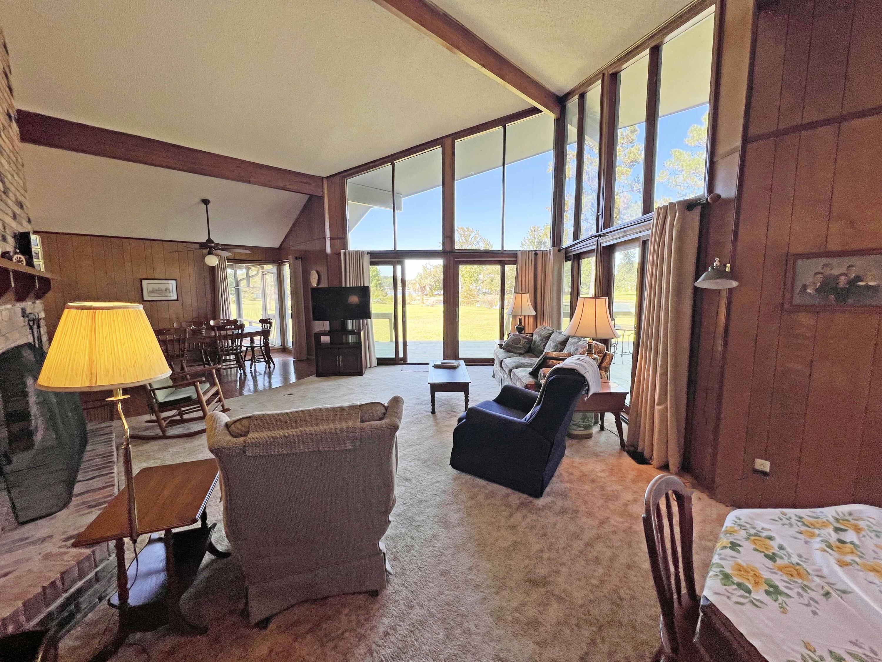 9576 Washington Davis Road Summerton, SC 29148 - Photo 29 of 50 Great Room With Water View