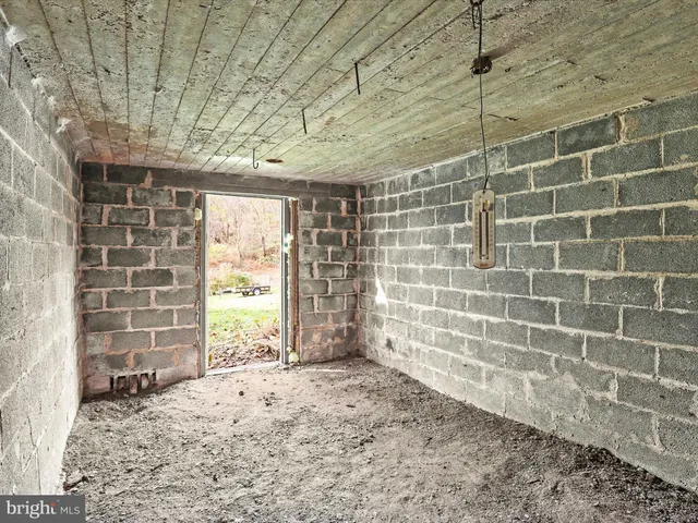 $750,000 | 2122 West Springfield Road, Seven Valleys, PA 17360