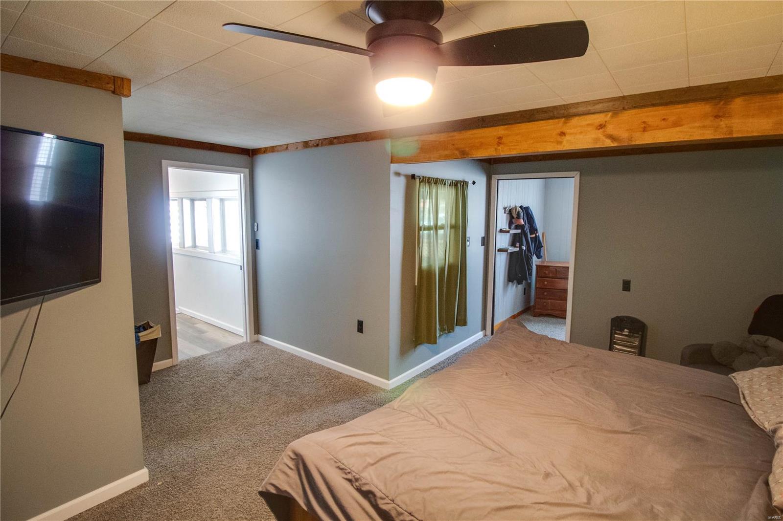 426 Pine Carrollton, IL 62016 - Photo 16 of 29