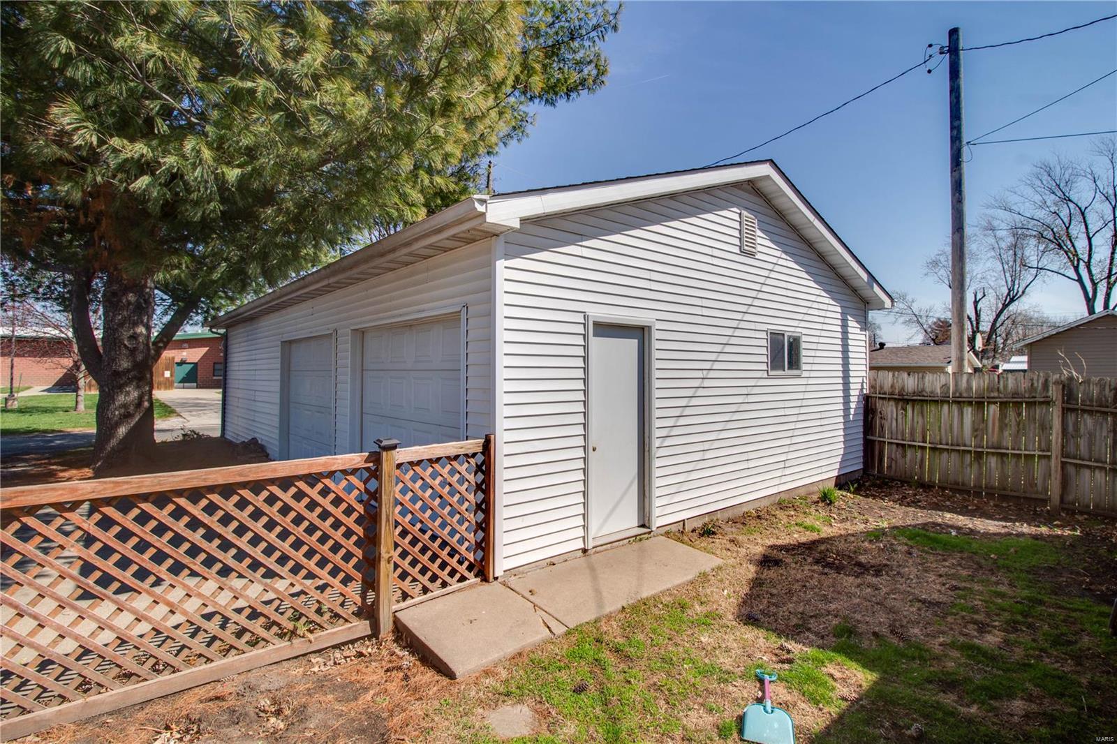 426 Pine Carrollton, IL 62016 - Photo 28 of 29