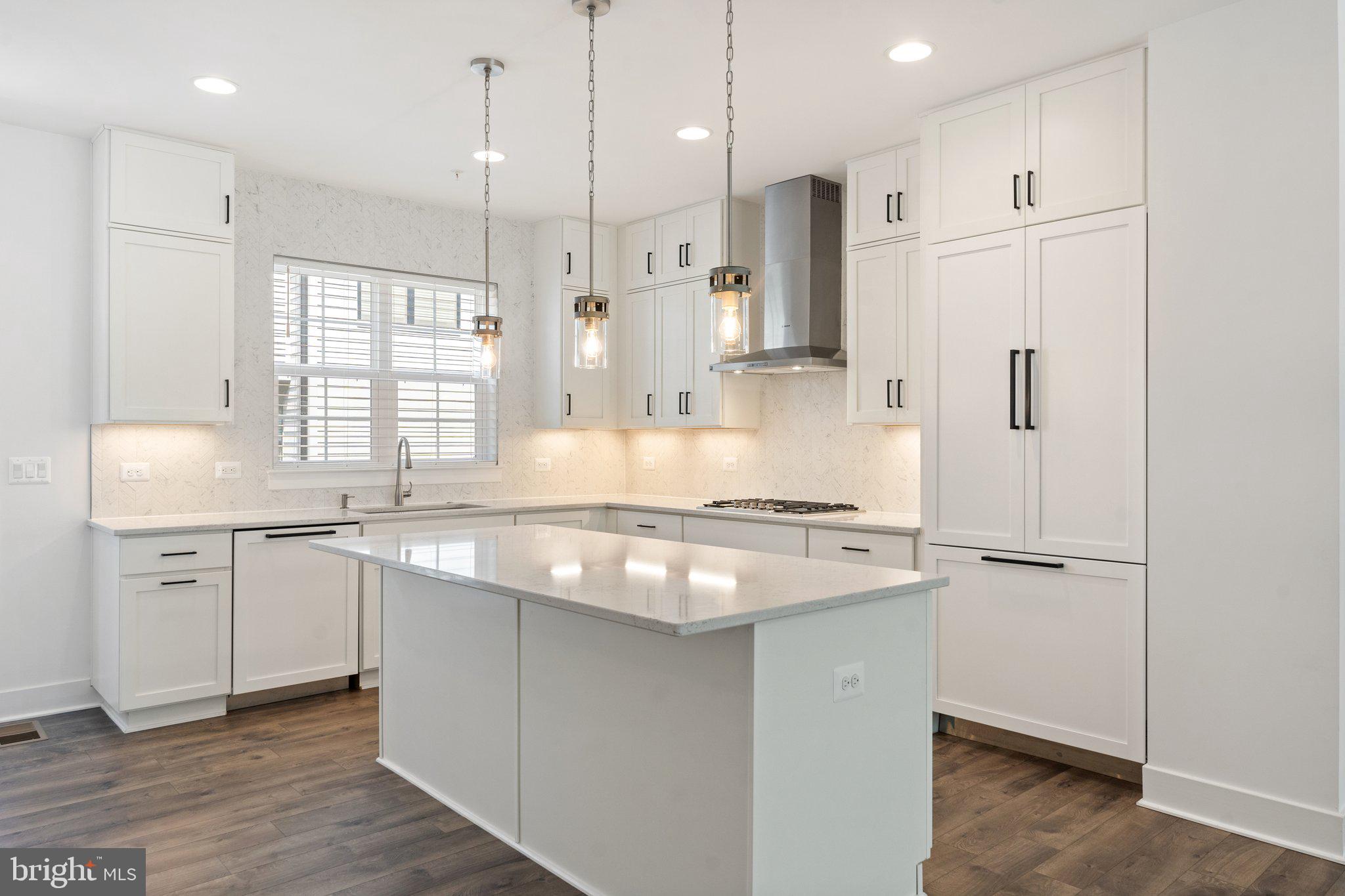 1876 Michael Faraday Drive Reston, VA 20190 - Photo 15 of 58 Kitchen