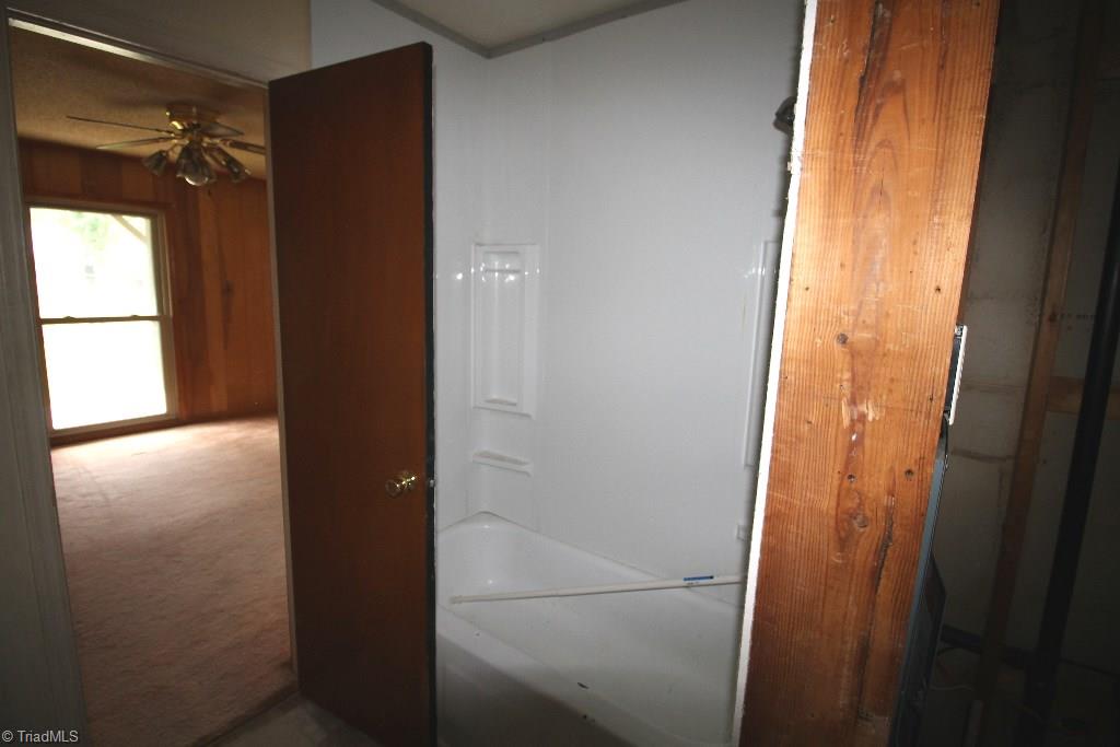 823 Hendrix Street High Point, NC 27260 - Photo 9 of 15 Gallery Image 9