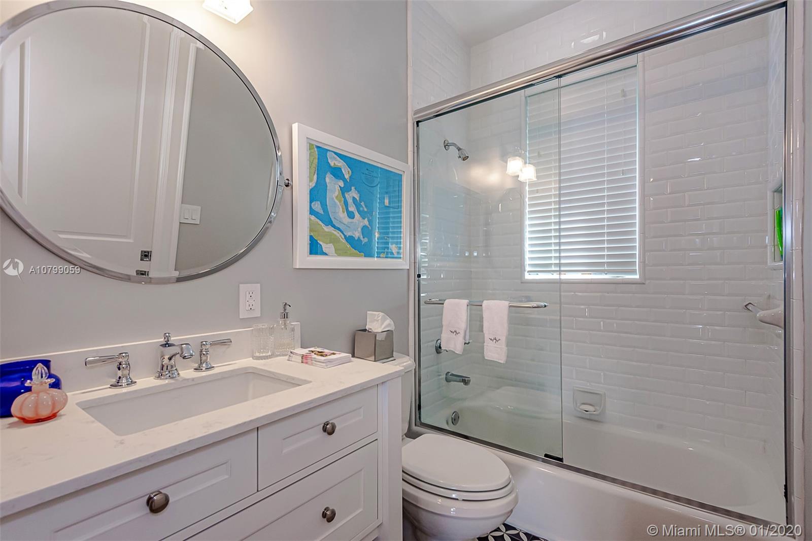 395 Gulf Road Key Biscayne, FL 33149 - Photo 22 of 47
