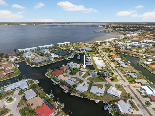 $499,000 | 120 Donna Court, Punta Gorda, FL 33950