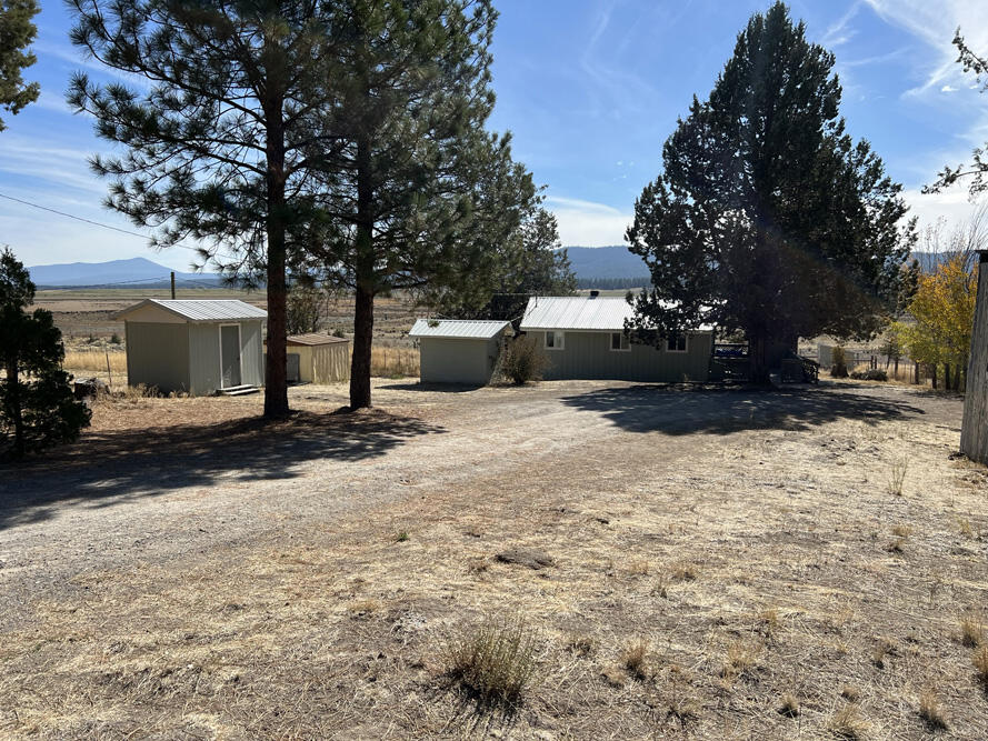 27230 Drews Road Chiloquin, OR 97624 - Photo 26 of 33 30