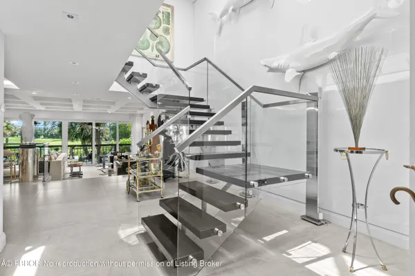 $25,000 | 2335 South Ocean Boulevard, Unit C9, Palm Beach, FL 33480