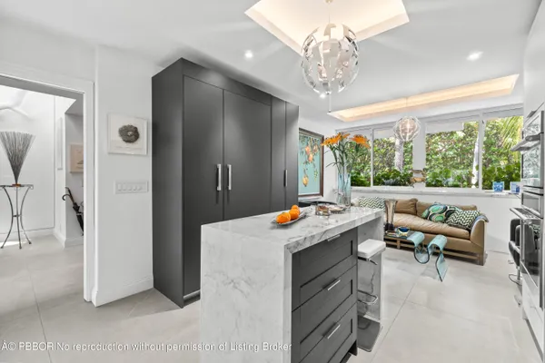 $25,000 | 2335 South Ocean Boulevard, Unit C9, Palm Beach, FL 33480