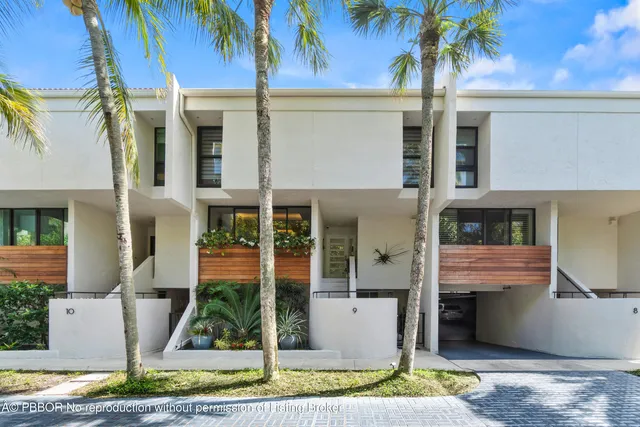 $28,500 | 2335 South Ocean Boulevard, Unit C9, Palm Beach, FL 33480