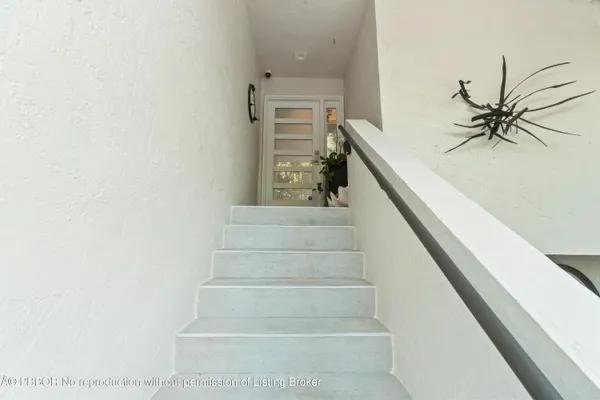 $25,000 | 2335 South Ocean Boulevard, Unit C9, Palm Beach, FL 33480