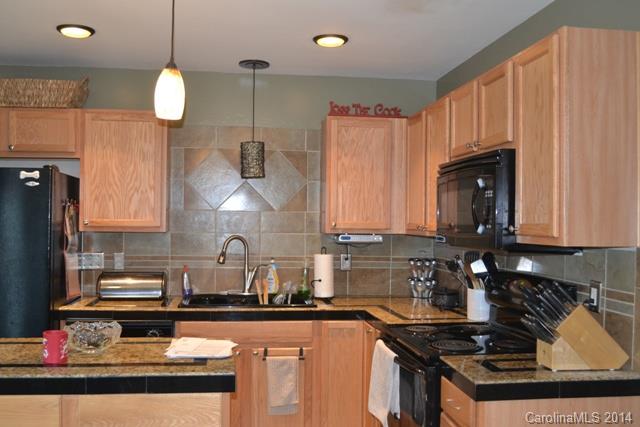 1581 Maypine Commons Way Rock Hill, SC 29732 - Photo 5 of 10