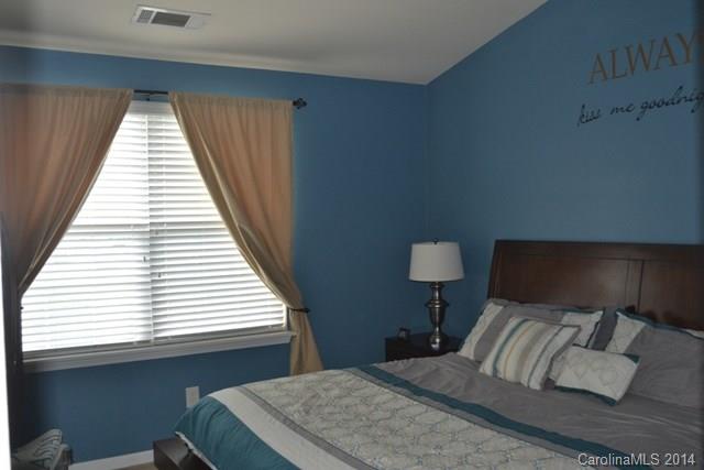 1581 Maypine Commons Way Rock Hill, SC 29732 - Photo 6 of 10