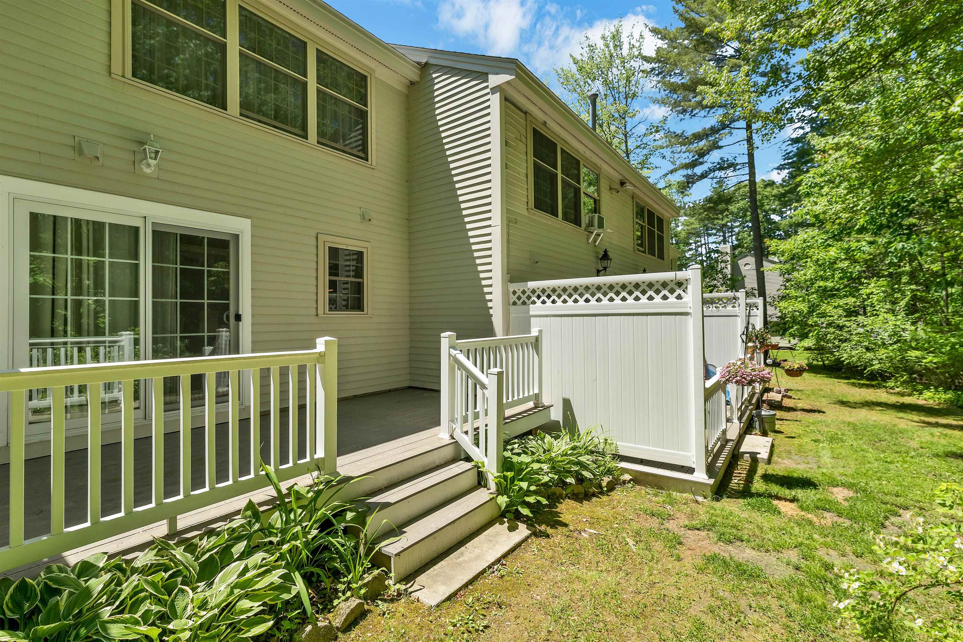68 Woodland Green, Unit 68 Rochester, NH 03868 - Photo 33 of 45