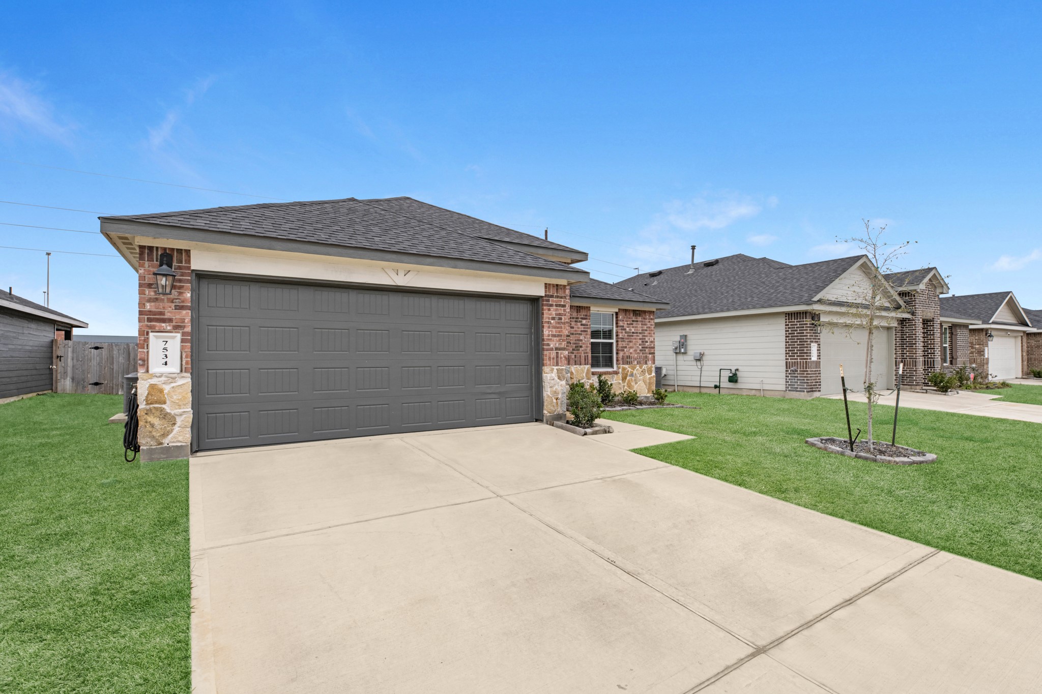 7534 Cynomys Court Rosharon, TX 77583 - Photo 34 of 35 Front of home!