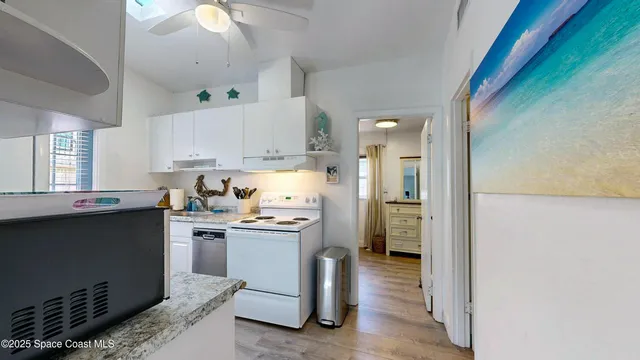 $899,000 | 701 South Orlando Avenue, Cocoa Beach, FL 32931