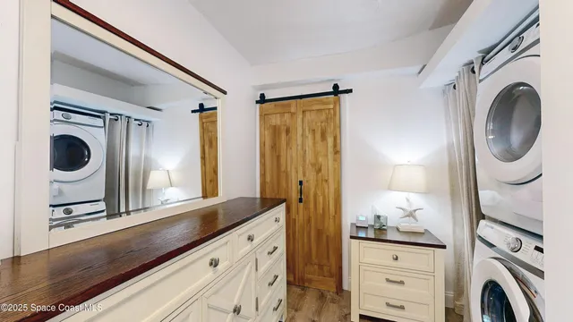 $899,000 | 701 South Orlando Avenue, Cocoa Beach, FL 32931