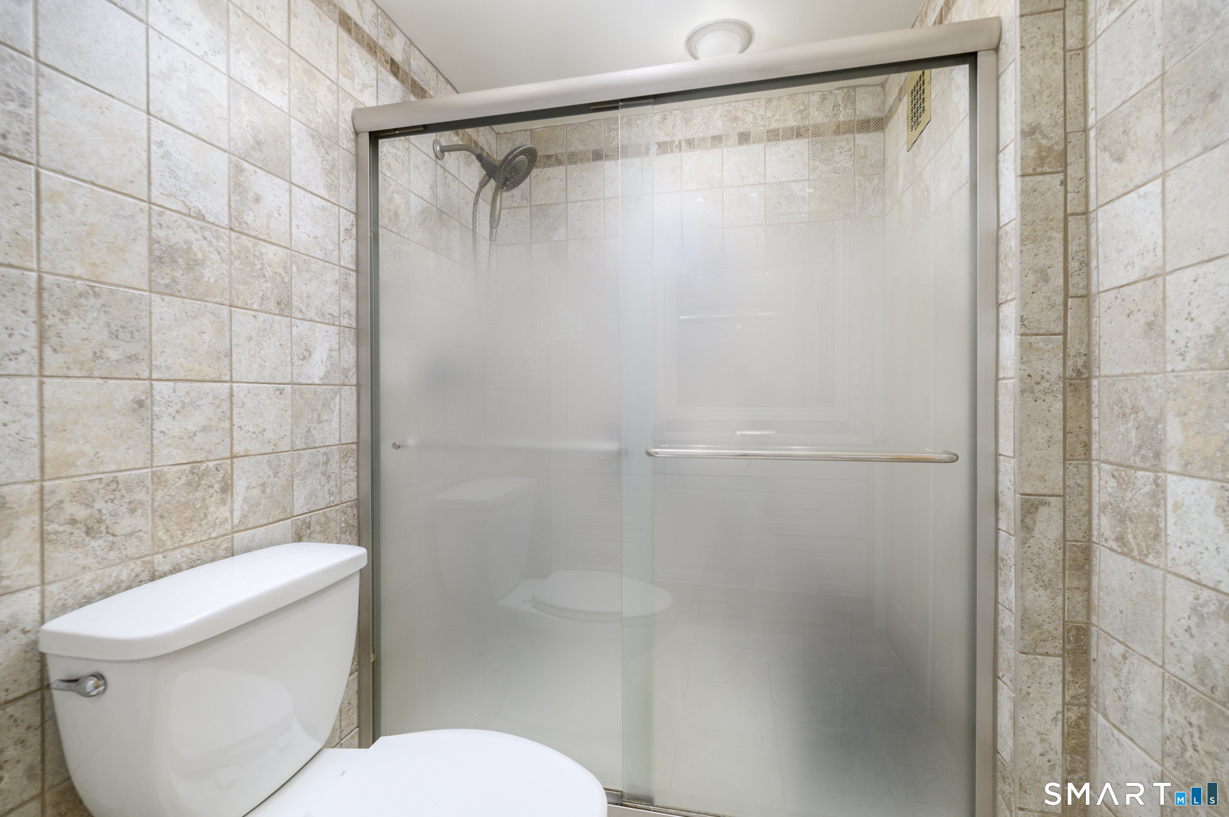 50 Glenbrook Road, Unit 7C Stamford, CT 06902 - Photo 17 of 29