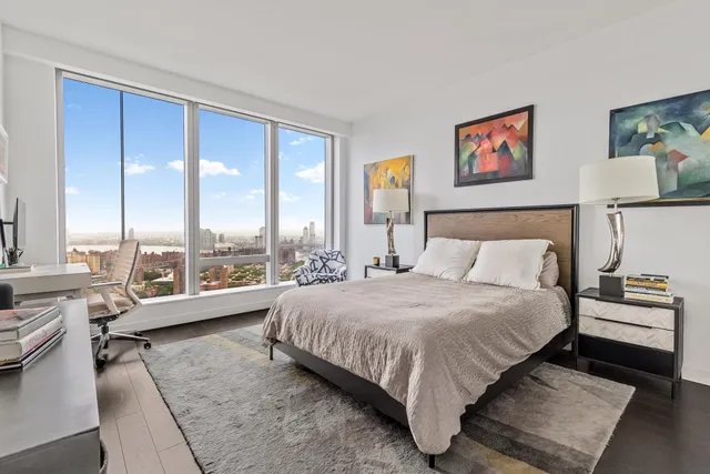 $2,500,000 | 252 South Street, Unit 47K | Two Bridges
