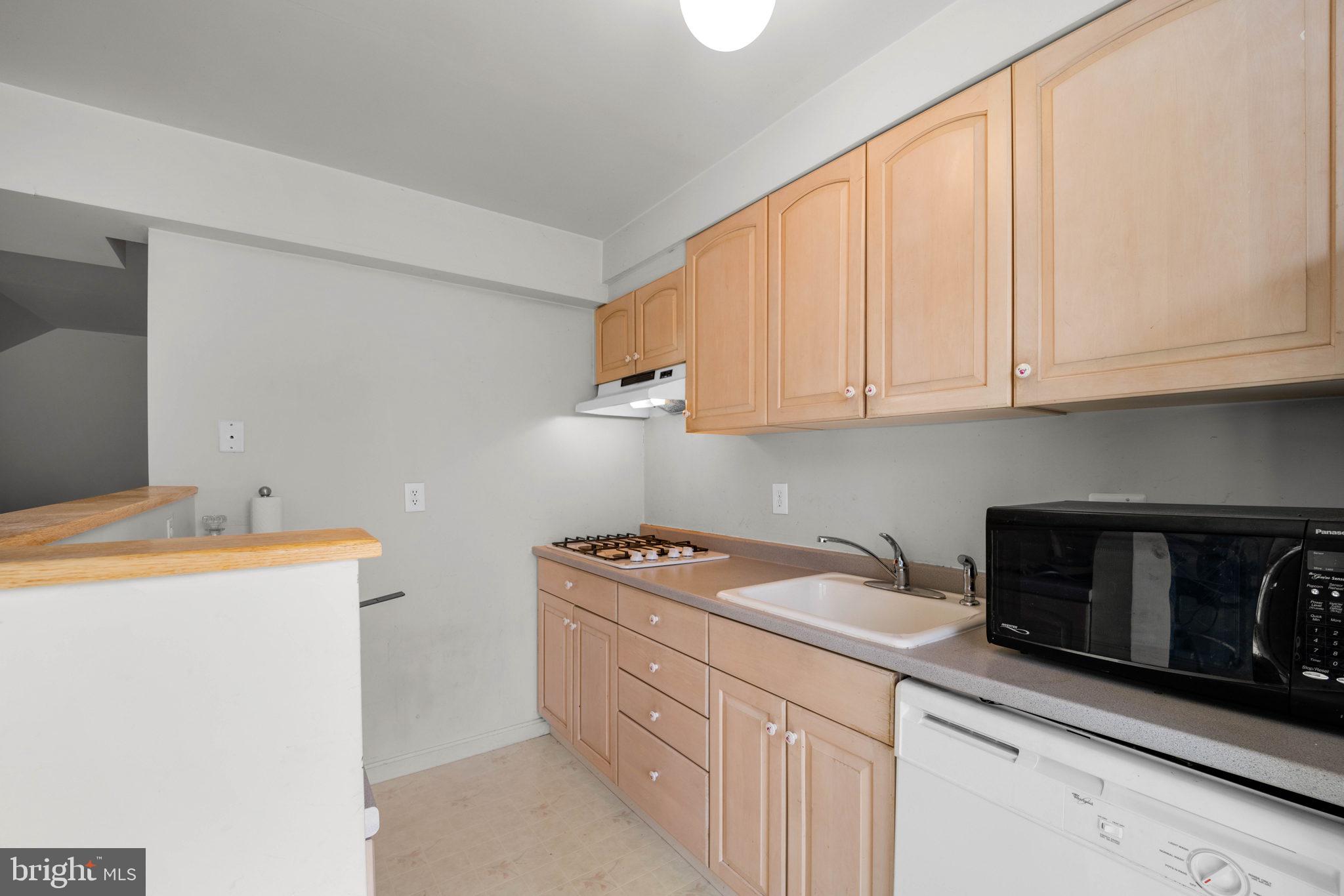 3313 Moline Road Silver Spring, MD 20902 - Photo 38 of 46