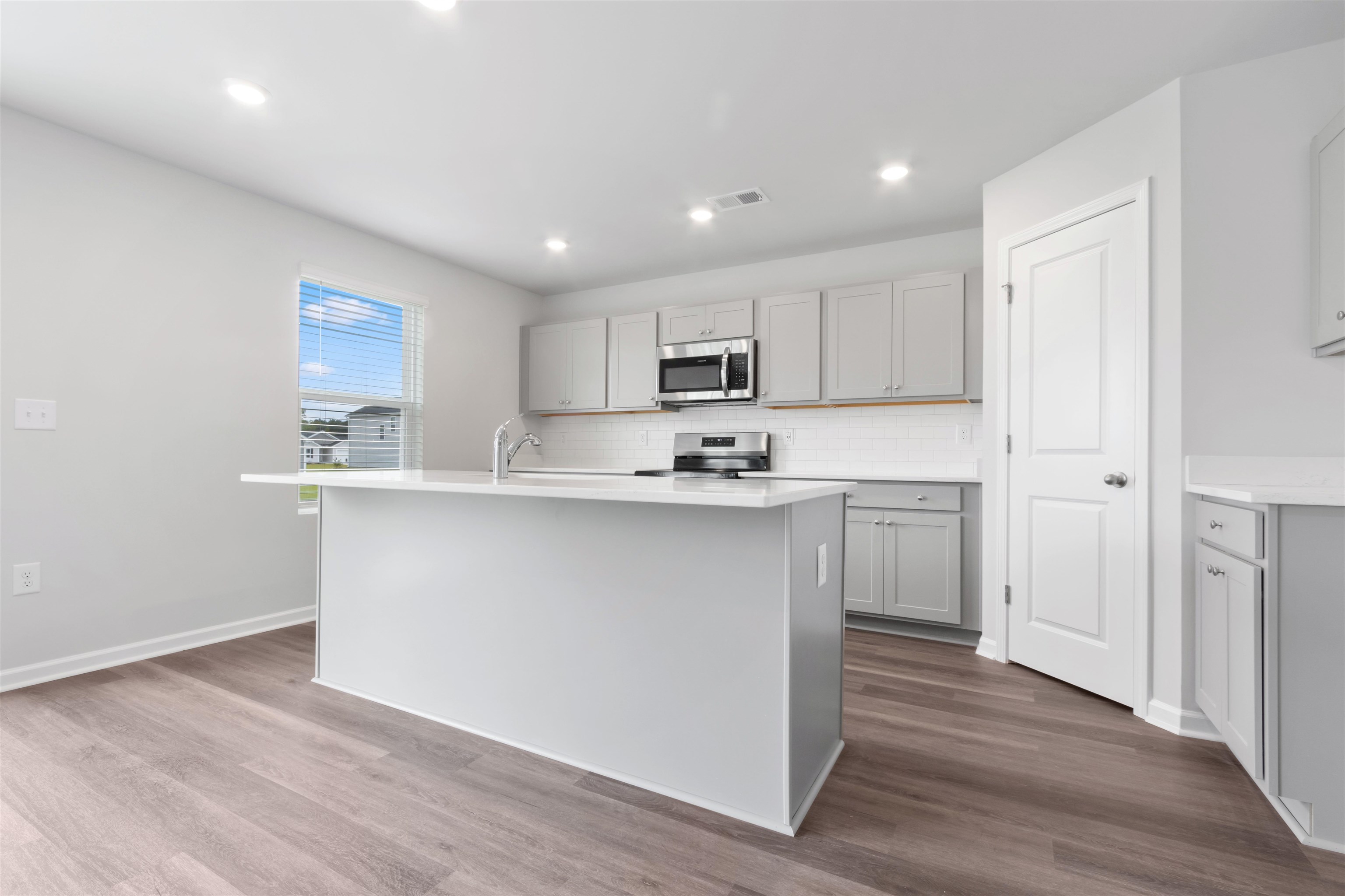 849 Rivas Court Conway, SC 29527 - Photo 8 of 39