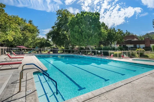 $695,000 | 22238 James Alan Circle, Unit 4, Chatsworth, CA 91311