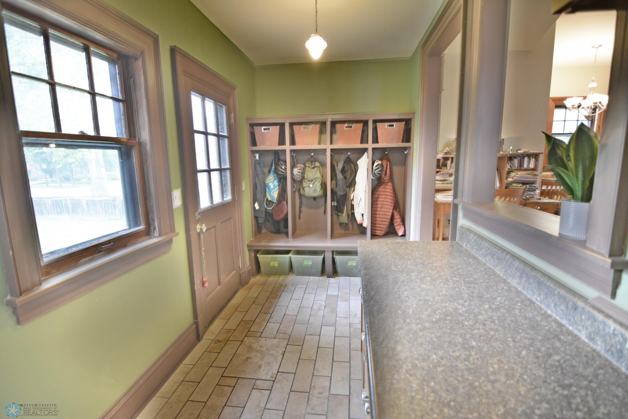 505 8th Street South Fargo, ND 58103 - Photo 32 of 36