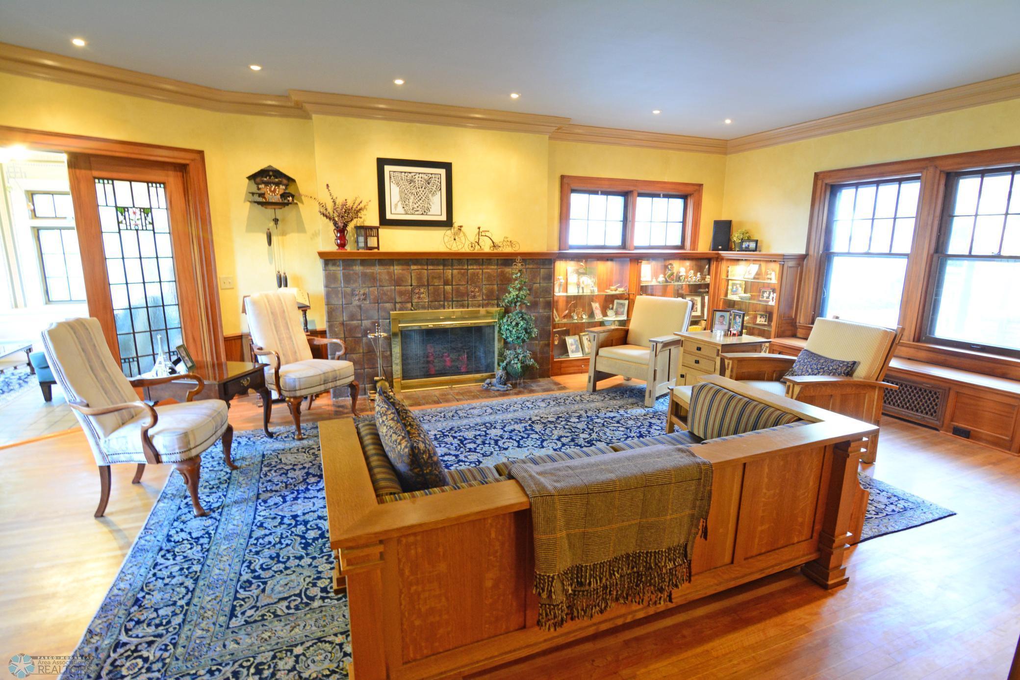 505 8th Street South Fargo, ND 58103 - Photo 7 of 36