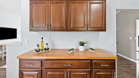 $400,000 | 11610 Louisiana Avenue North, Champlin, MN 55316