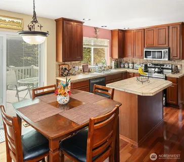 $745,000 | 3402 20th Ave Court Southeast, Puyallup, WA 98372