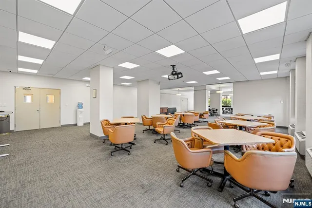 $520,000 | 200 Winston Drive, Unit 2907, Cliffside Park, NJ 07010